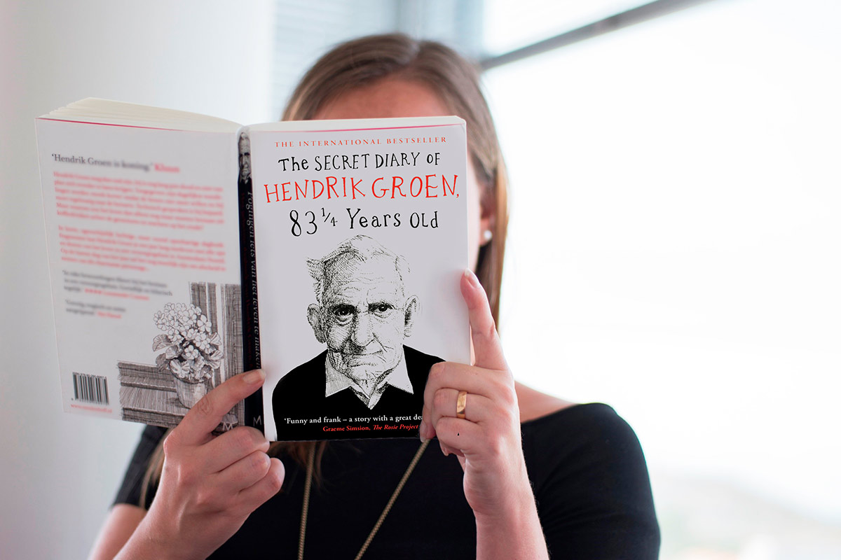 Stannah reads Hendrik Groen