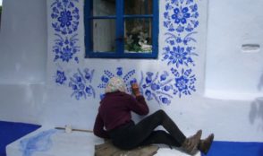Anežka is spending her retirement embellishing houses with moravian artwork